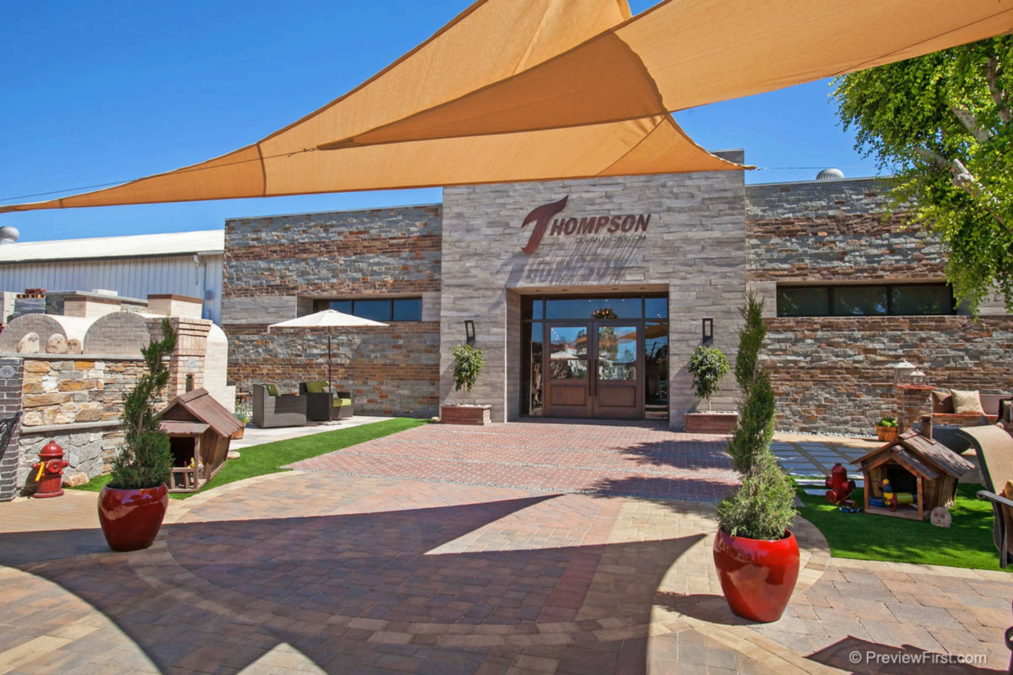 Showroom exterior